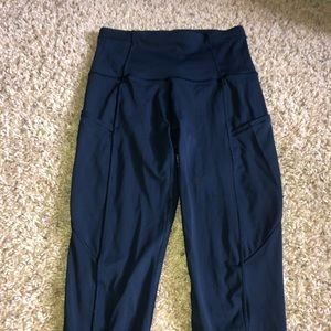 Lululemon Cropped Navy Leggings